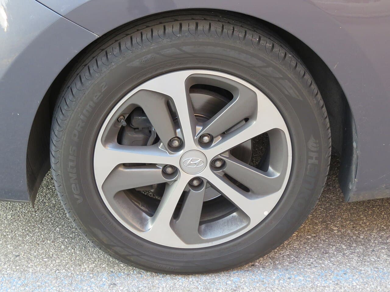 Шина 205/55 R16